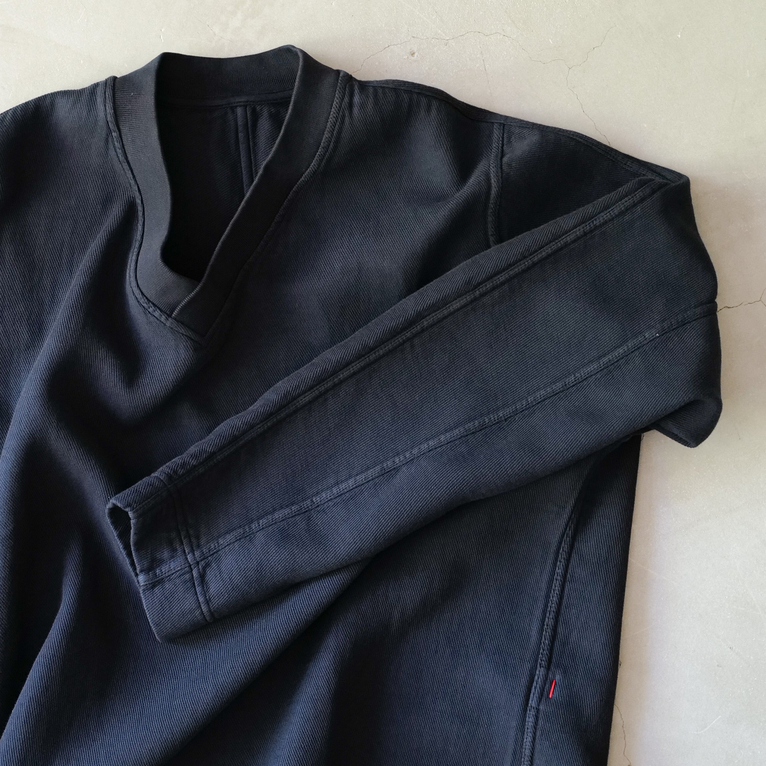 FELIX COTTON SWEAT – ABOUT