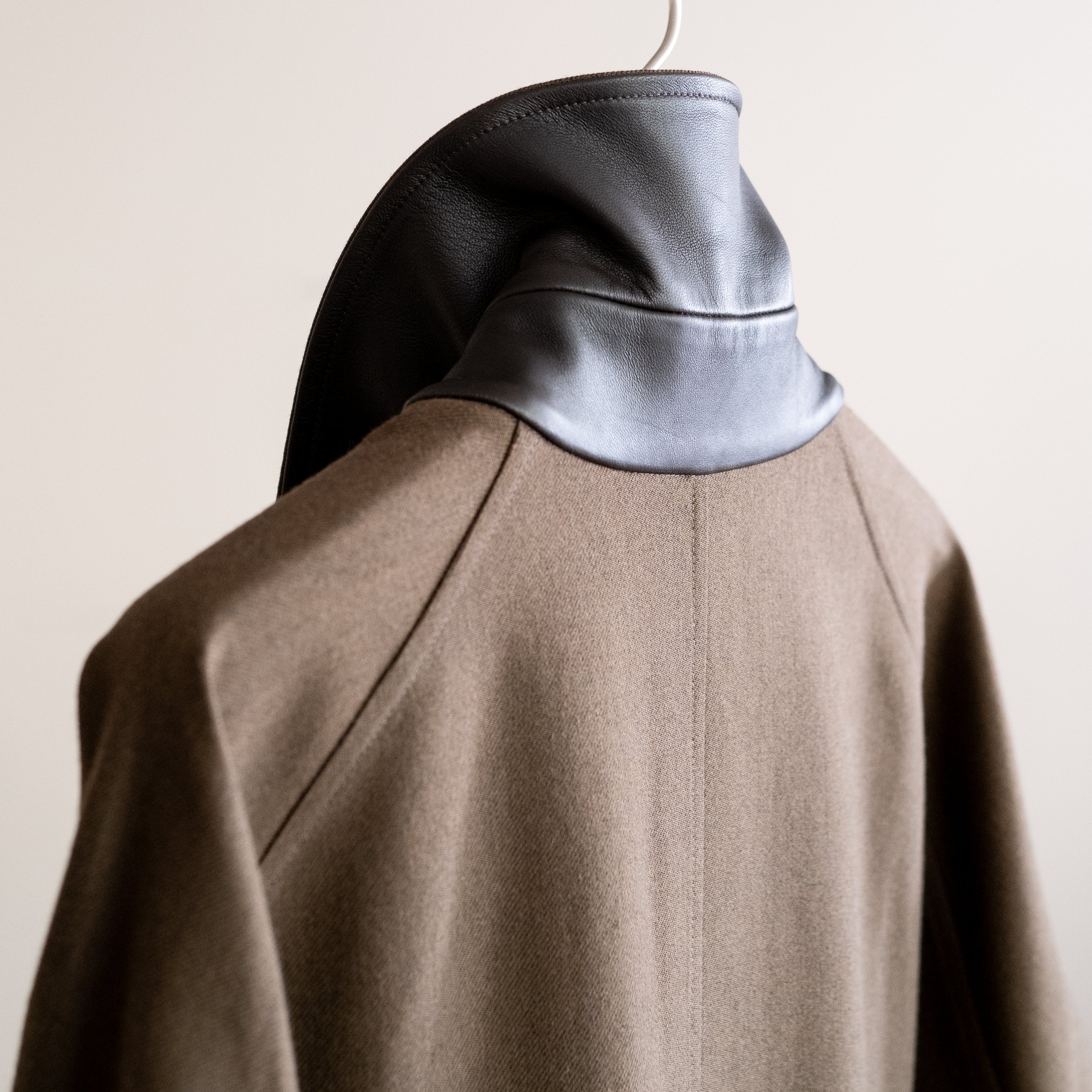 OVERSIZED TRENCH W/LEATHER PATCH – ABOUT