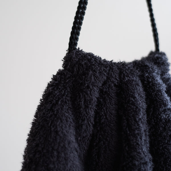 PILE POUCH