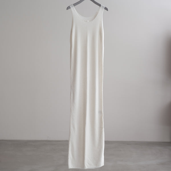 FOAM SLEEVELESS KNIT DRESS