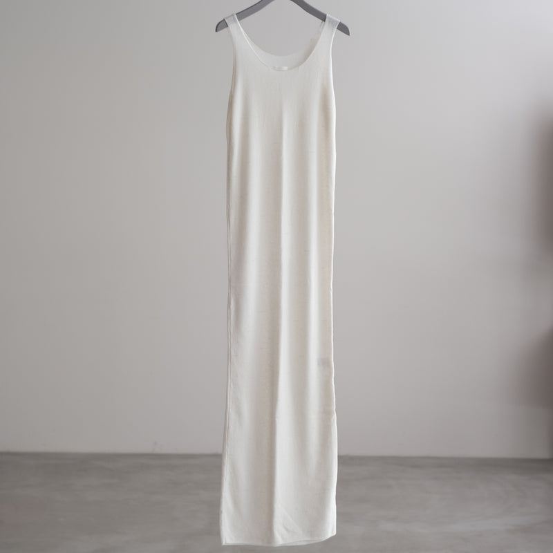FOAM SLEEVELESS KNIT DRESS