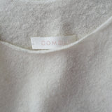 FOAM SLEEVELESS KNIT DRESS