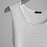 SILK NO-SLEEVE KNIT TOP