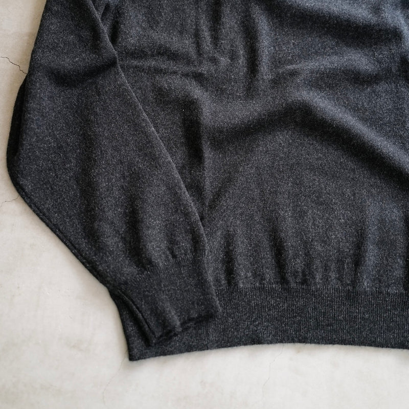 SCOTT&CHARTERS × COMOLI CREW NECK KNIT – ABOUT
