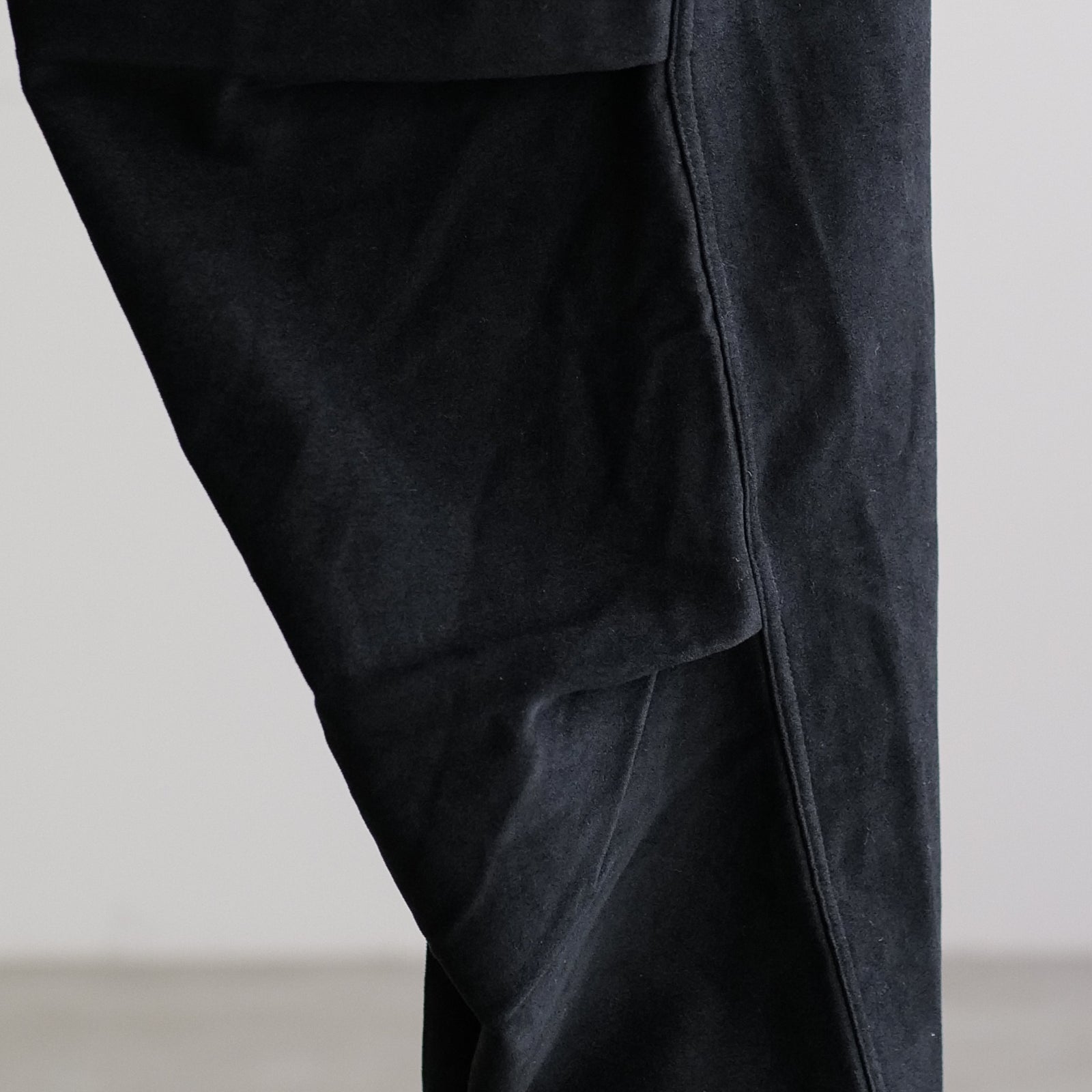 MOLESKIN KNEE TUCK PANTS – ABOUT