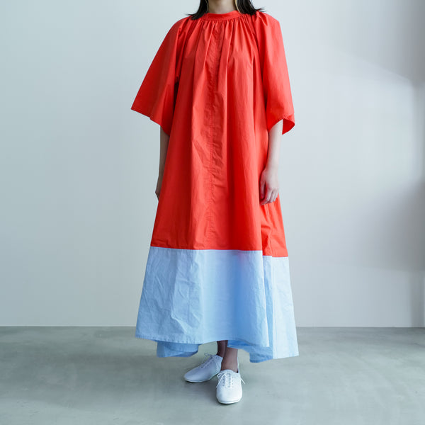 BI-COLOR TRAPEZE DRESS