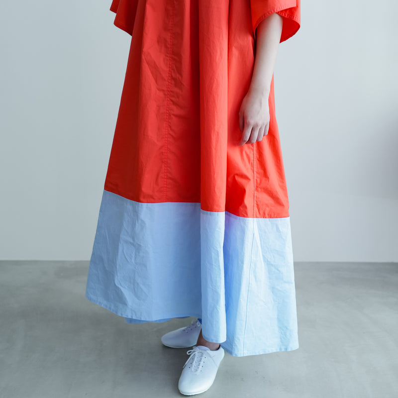 BI-COLOR TRAPEZE DRESS