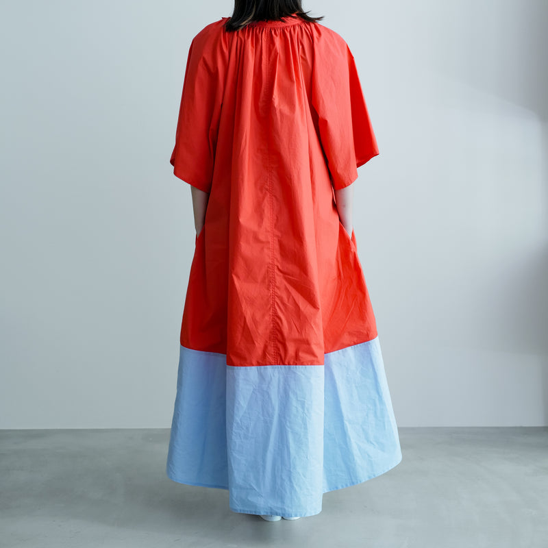 BI-COLOR TRAPEZE DRESS