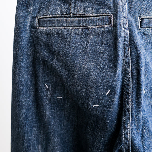 TOFU JEANS