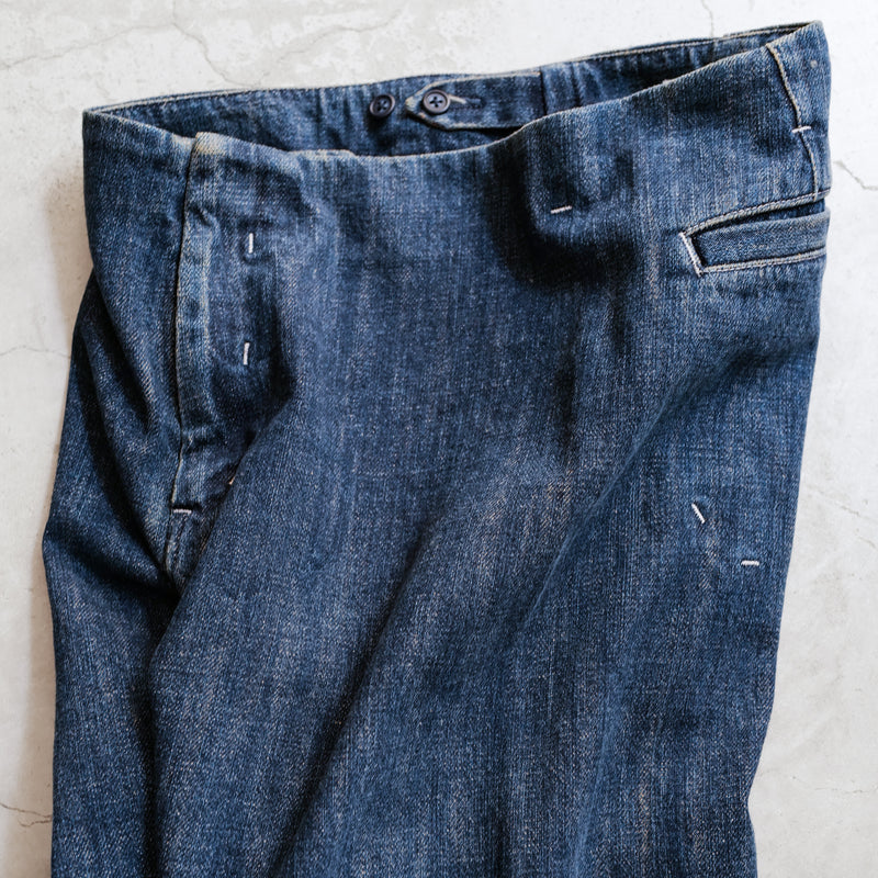 TOFU JEANS