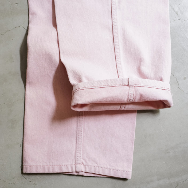HIGH WAISTED JEANS