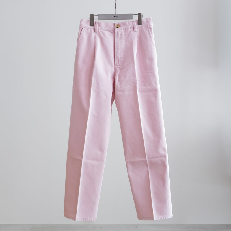 PLEATED DENIM TROUSERS