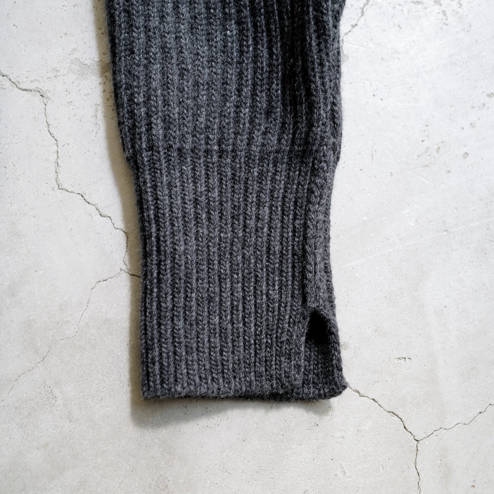 CHUNKY RIBBED CARDIGAN – ABOUT