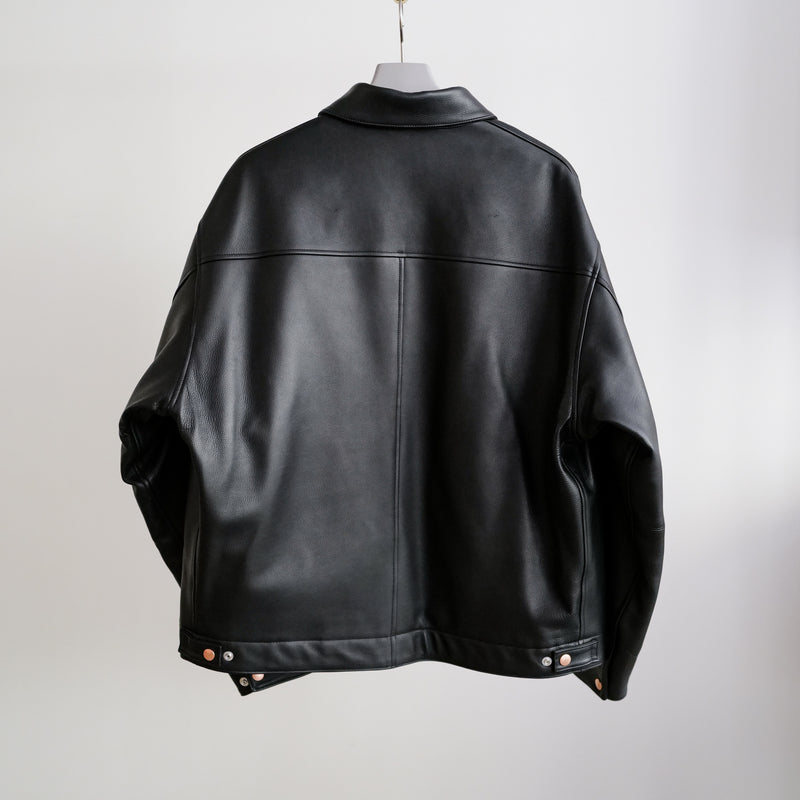 CALF SKIN ZIP SHORT JACKET