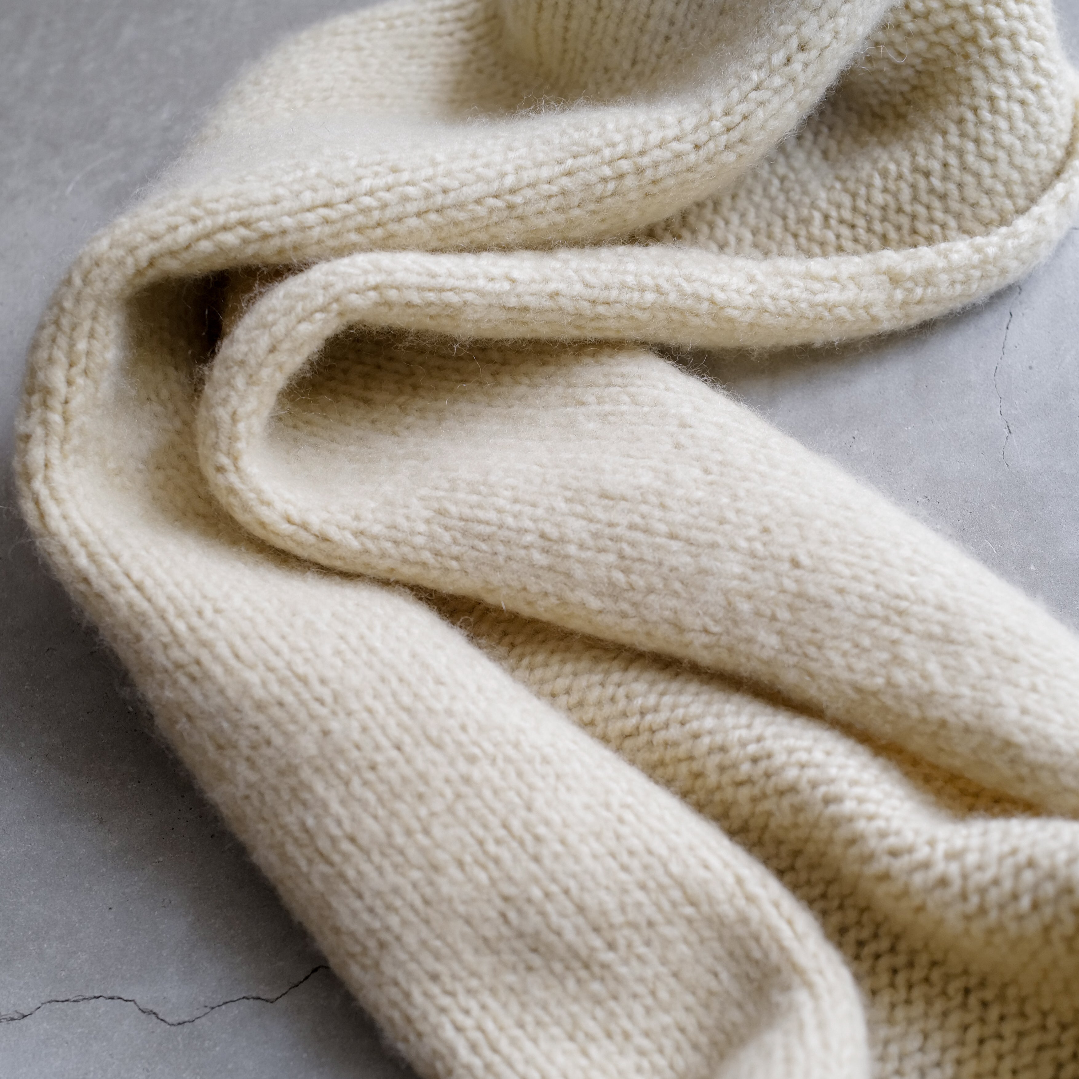 SOFTY LOOP SCARF – ABOUT