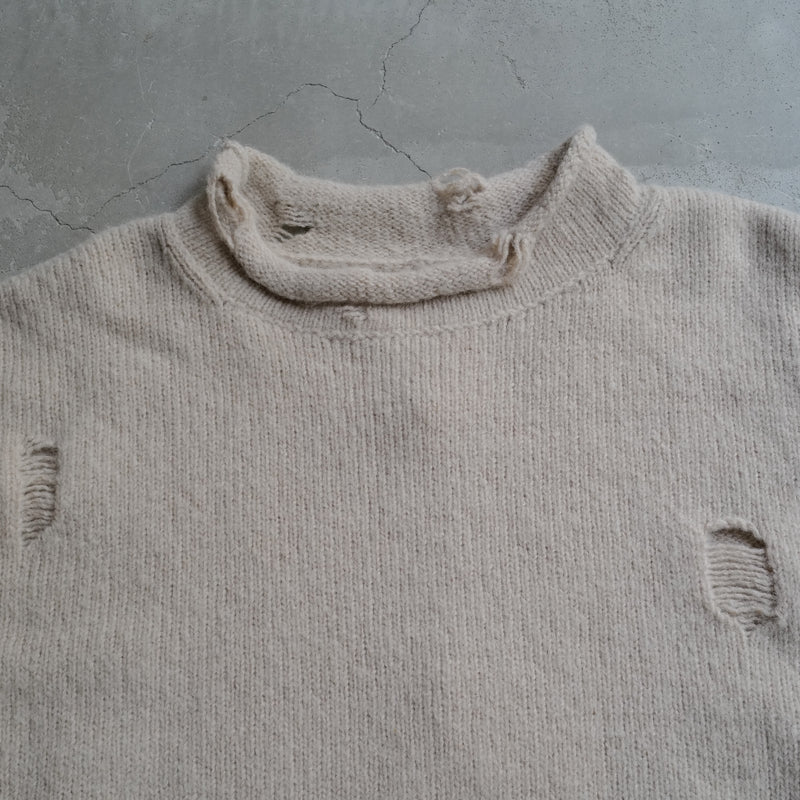 DISTRESSED ROLLNECK