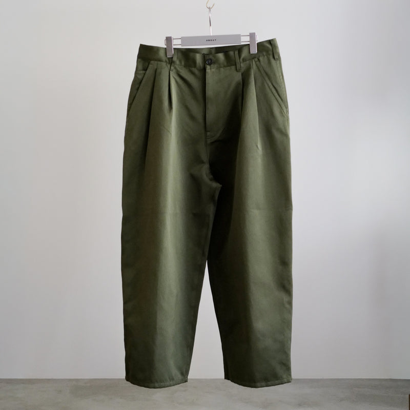 DARTED LOOSE FIT PANTS
