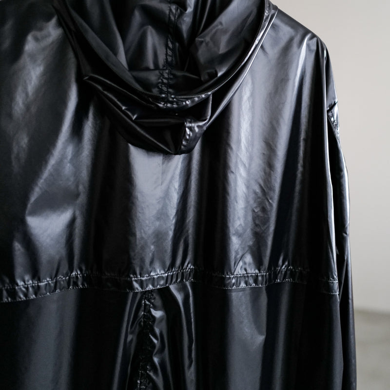 LIMONTA HOODED ZIPPER COAT – ABOUT