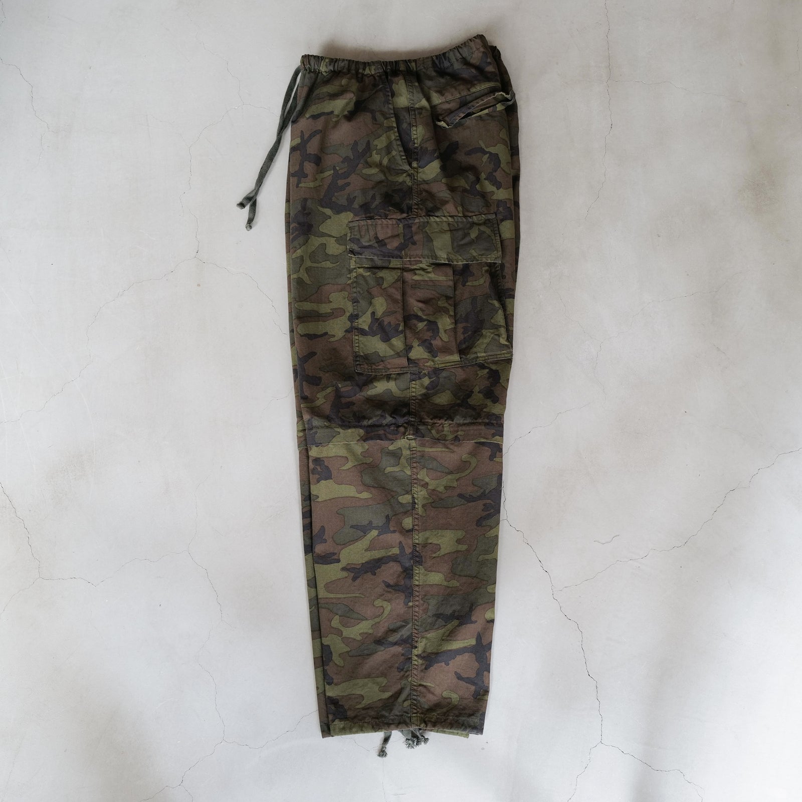 CAMO CONVERTIBLE 6P PANTS – ABOUT