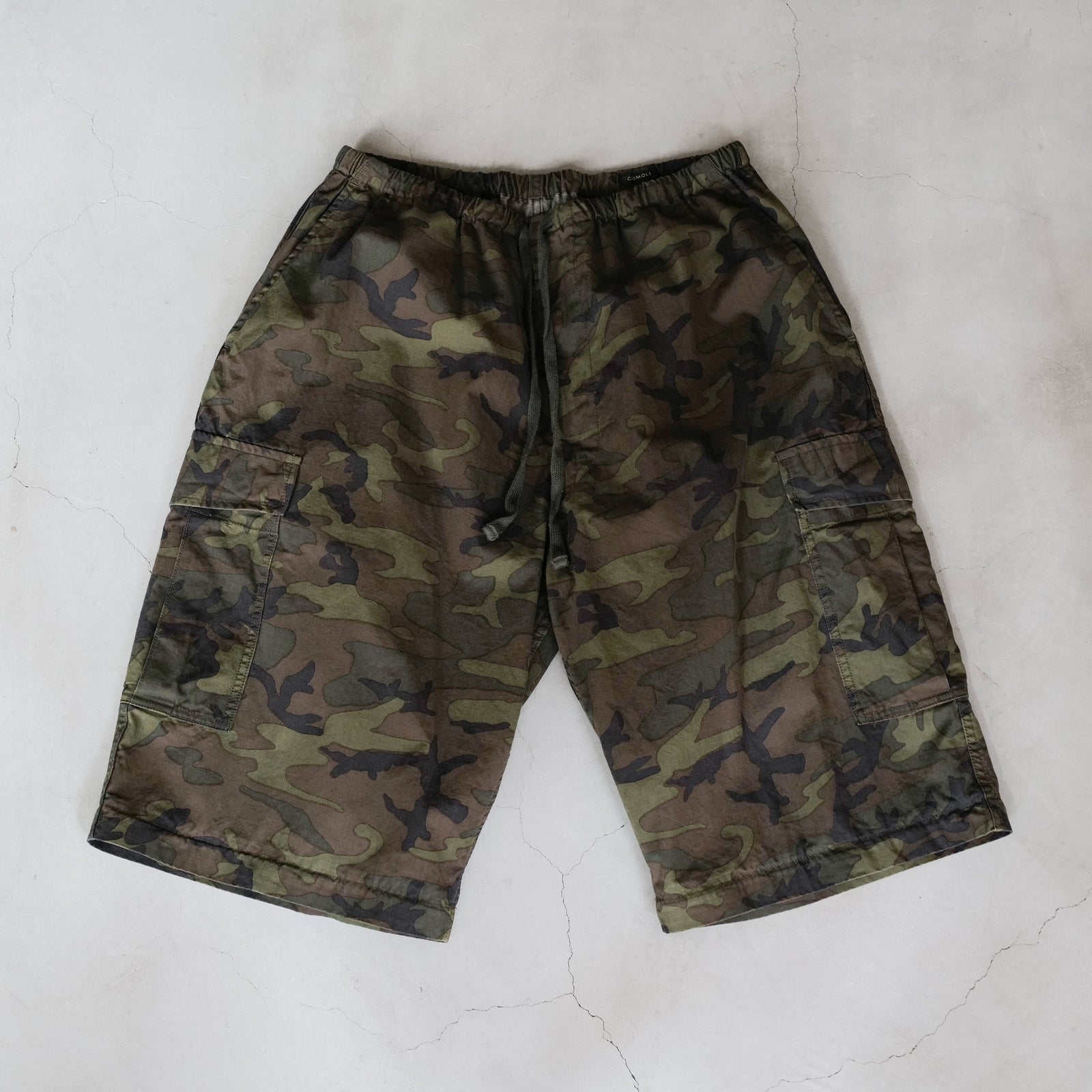 CAMO CONVERTIBLE 6P PANTS – ABOUT