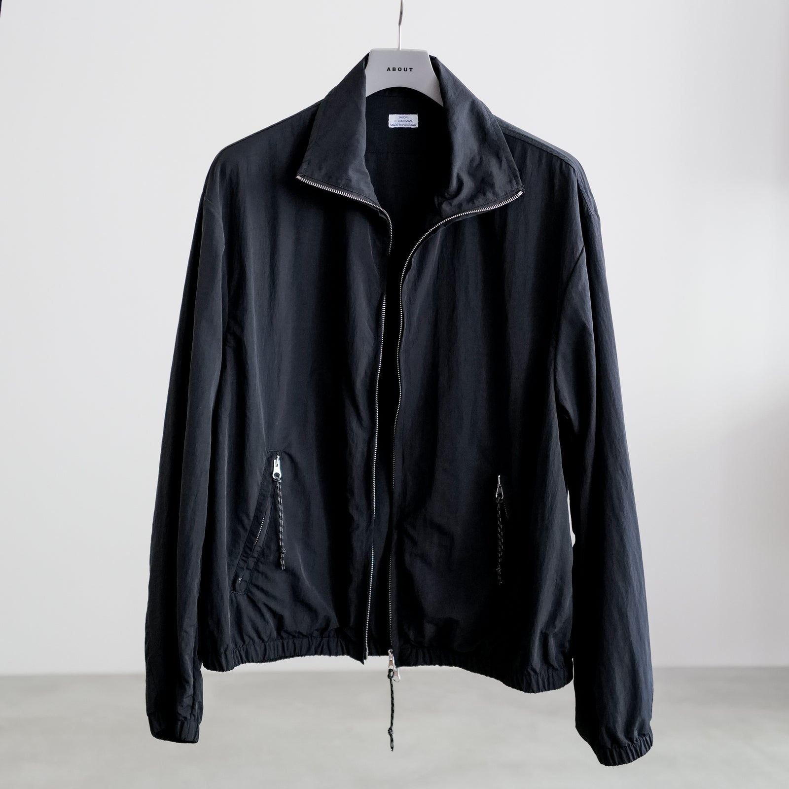 ZIP UP SPORTS JACKET UNLINED – ABOUT
