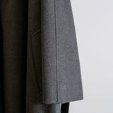EXTRA FINE WOOL REVER SHOULDER PADDED COAT
