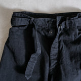 BLACK DENIM BELTED PANTS