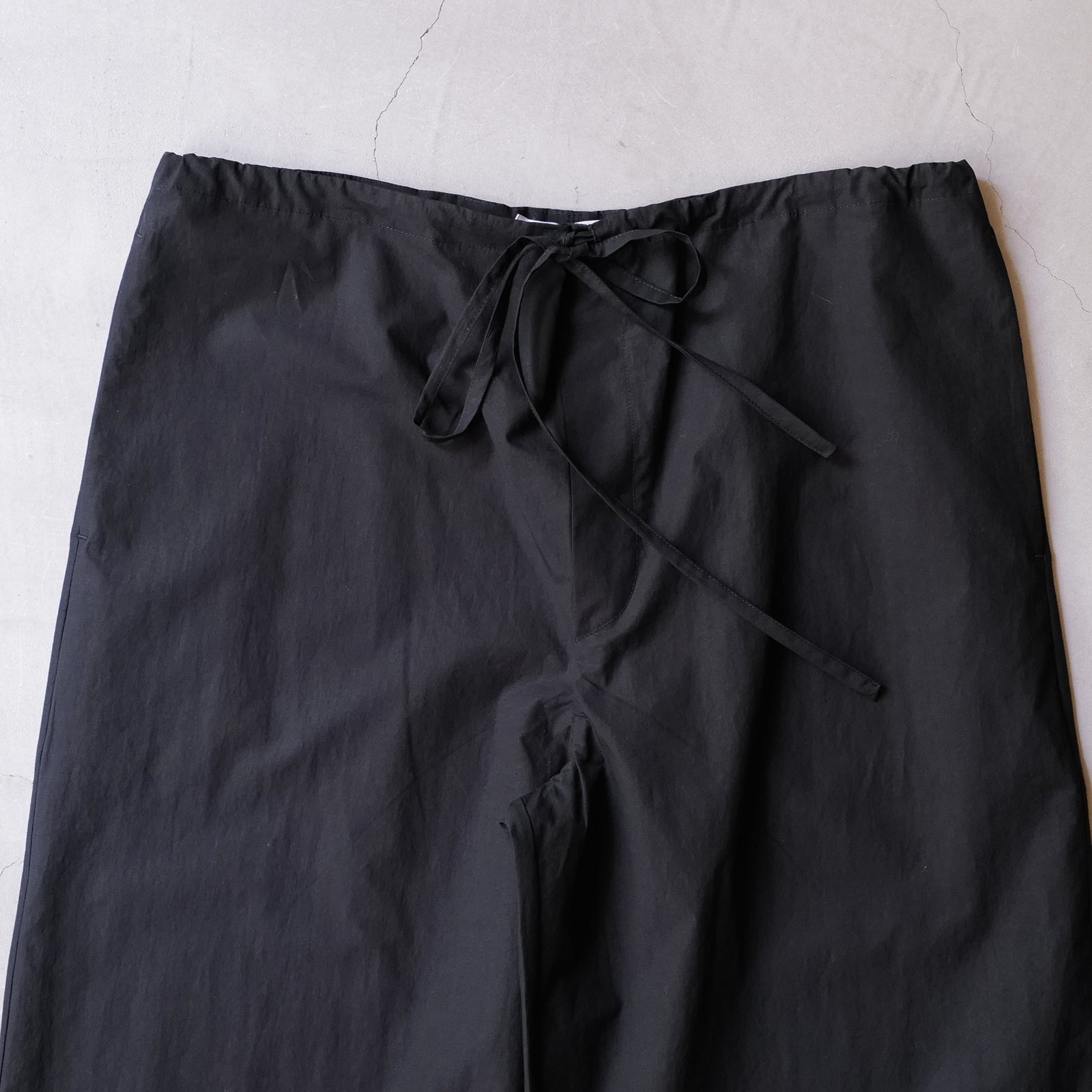 MAXI LARGE PANTS – ABOUT